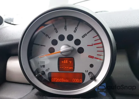 2008 Mini Cooper S z USA, uszkodzony, nr VIN WMWMF735X8TV36445